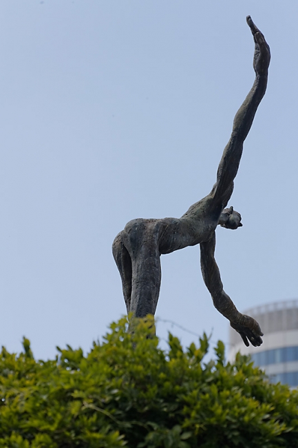 La Défense-AOU14-043